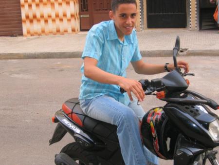 c mon ami red1